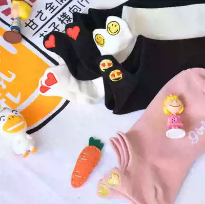 Cute embroidery love summer thin socks shallow mouth ins tide Japanese soft sister Korean summer cotton invisible socks