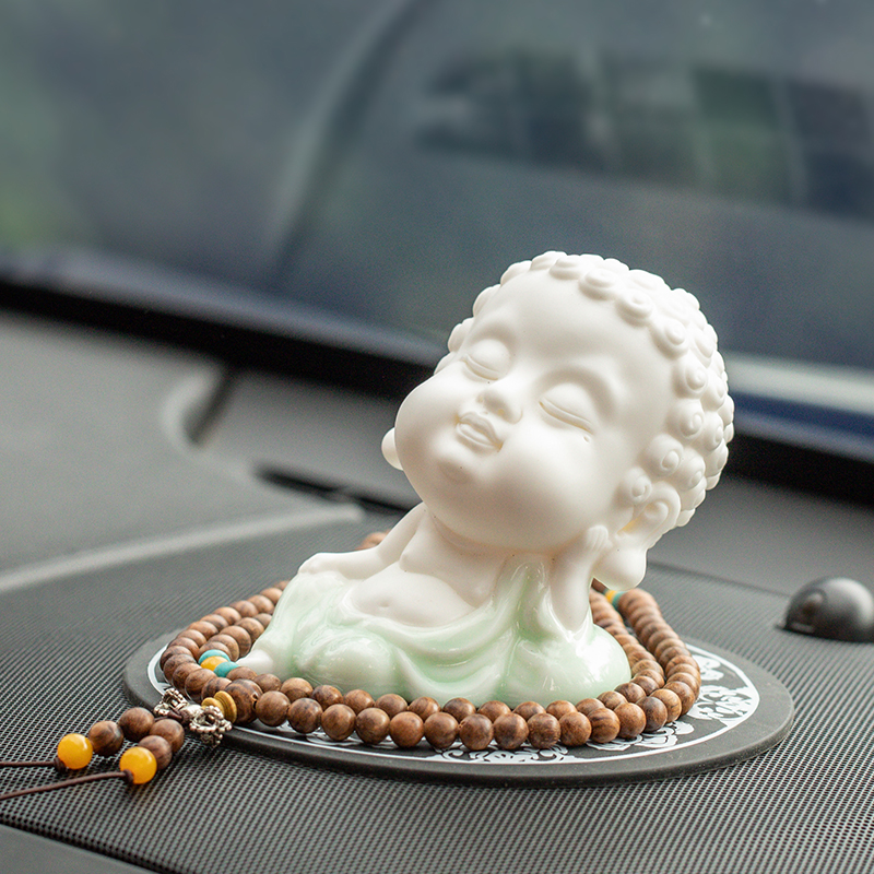 Creative personality Mille Buddhodlike Come to Buddha Ceramics Zen and safe car Car Pendulum in car Inside Car Interior Decoration