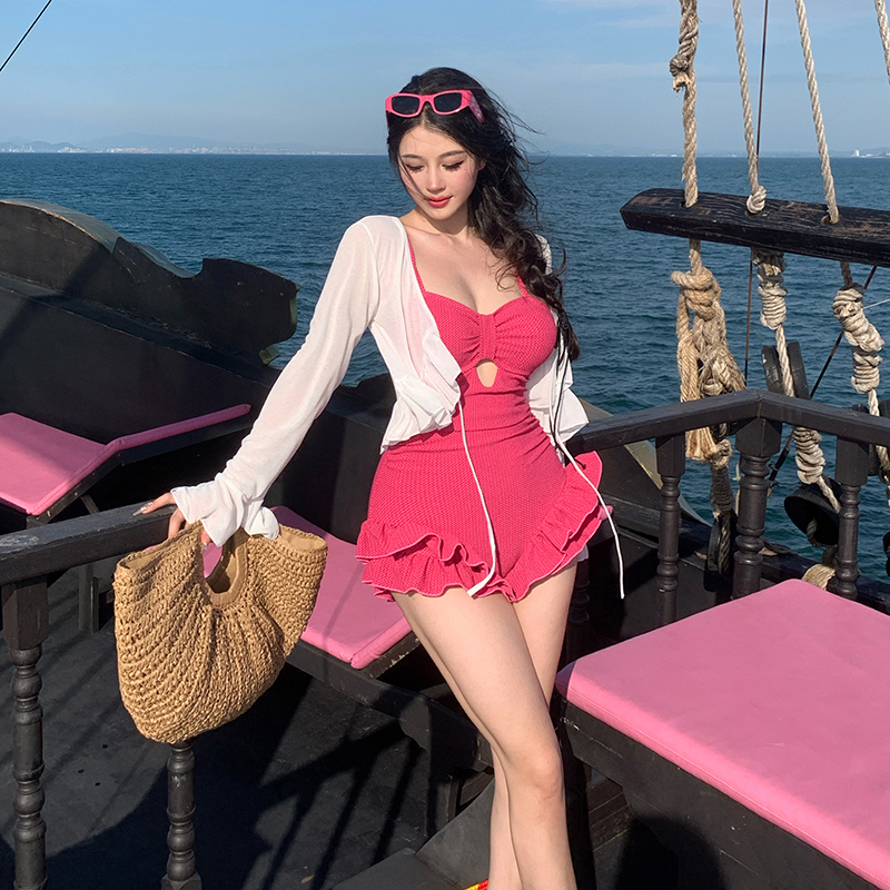 2026 New Style Pure and Alluring One-Piece Swimsuit for Women, Plus Size, for Slightly Chubby Girls, Covers the Body and Looks Slimming, Suitable for Beach Vacations and Hot Springs