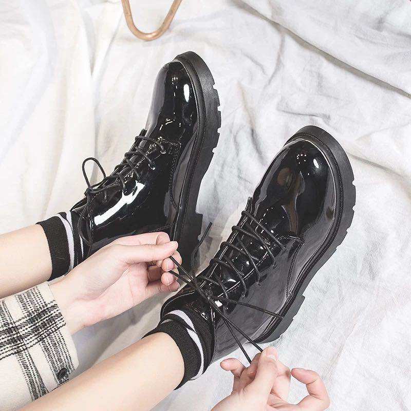 Clearance Price New British Style Versatile Short Boots Autumn and Winter Flat Lace-Up Martin Boots Women's Single Boots Patent Leather Women's Shoes