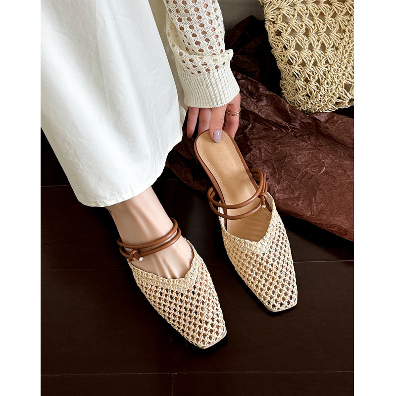 French Resort Style Retro Hand-Woven Closed-Toe Slippers for Women, Summer Flat Strap Mid-Heel Closed-Toe Sandals, Soft French Resort Style Retro Hand-Woven Closed-Toe Slippers for Women, Summer Flat Strap Mid-Heel Closed-Toe Sandals, Soft
