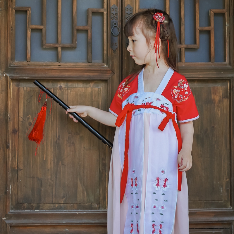 Mùa thu mùa xuân nước và mùa hè Han váy baby cổ thêu cổ tích gió của Trung Quốc được cải thiện ngực trẻ em váy nước mùa thu.