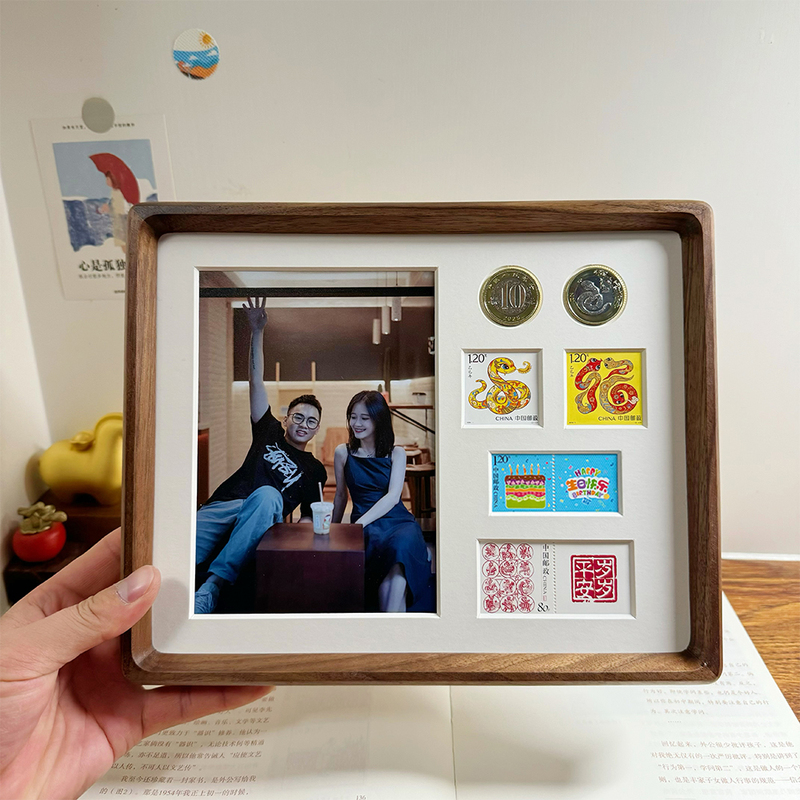 Tree General 12 Zodiac Stamp Commemorative Photo Combination Frame Solid Wood High-End Birthday Coin Gift