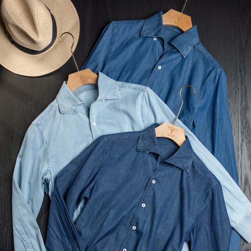 British Style Denim Shirt for Men, Long-Sleeved Classic Denim Washed Shirt, Versatile for Commuting, Crew Neck, Pure Cotton Base Layer