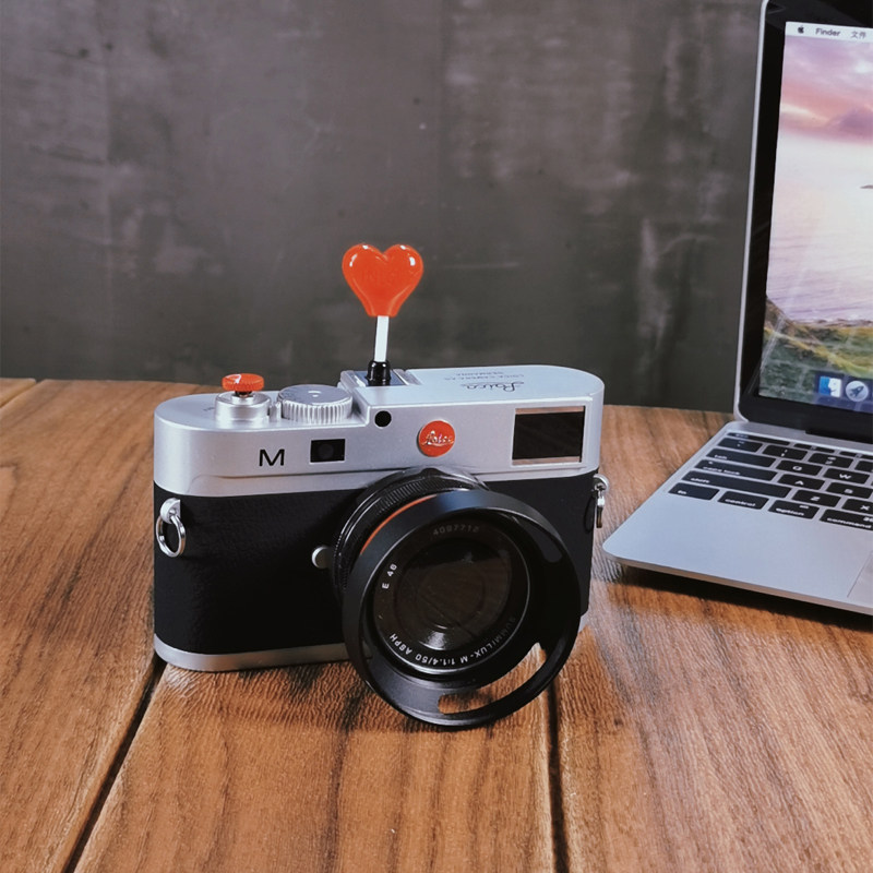 Ugly daughter-in-law original red love powder camera hot boots protection cover cartoon creative cold boot dust plug universal