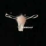 Мороженое растопило сладкую девушку -кролика с милыми стрингами, не снимая сексуальное нижнее белье для женщин с летом без шрамов вино сладкое персик