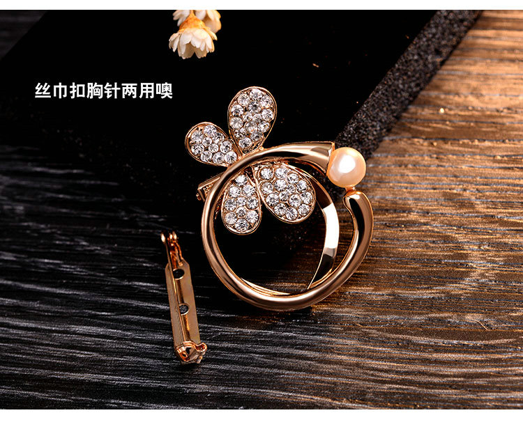 3 miếng 25 nhân dân tệ Hàn Quốc thời trang phù hợp với áo khoác hươu trâm nữ áo len pin quần áo Tây lắp ráp trang sức - Trâm cài huy hiệu cài áo sang chảnh