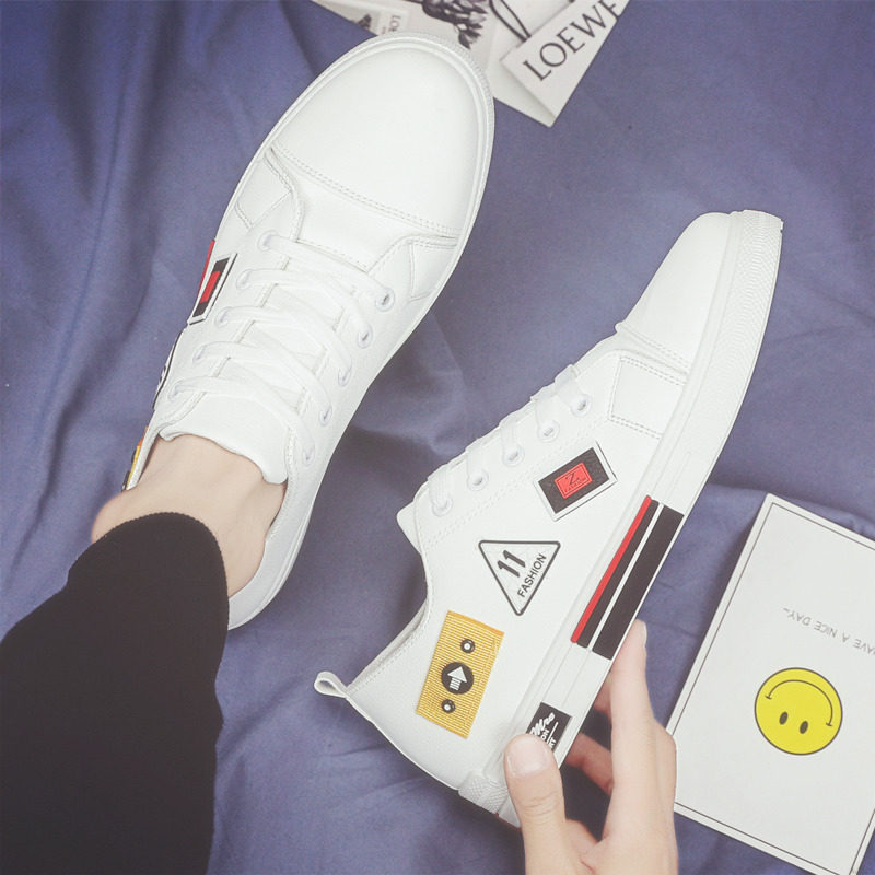 Hong Kong Chaos 2020 New men's shoes Han version 100 Lap Breathable Little White Shoes Spirit Little Guys Personality Cricket Shoes Casual Shoes