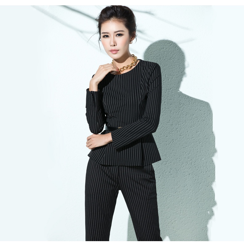 Tailleur femme - Ref 3242274 Image 21