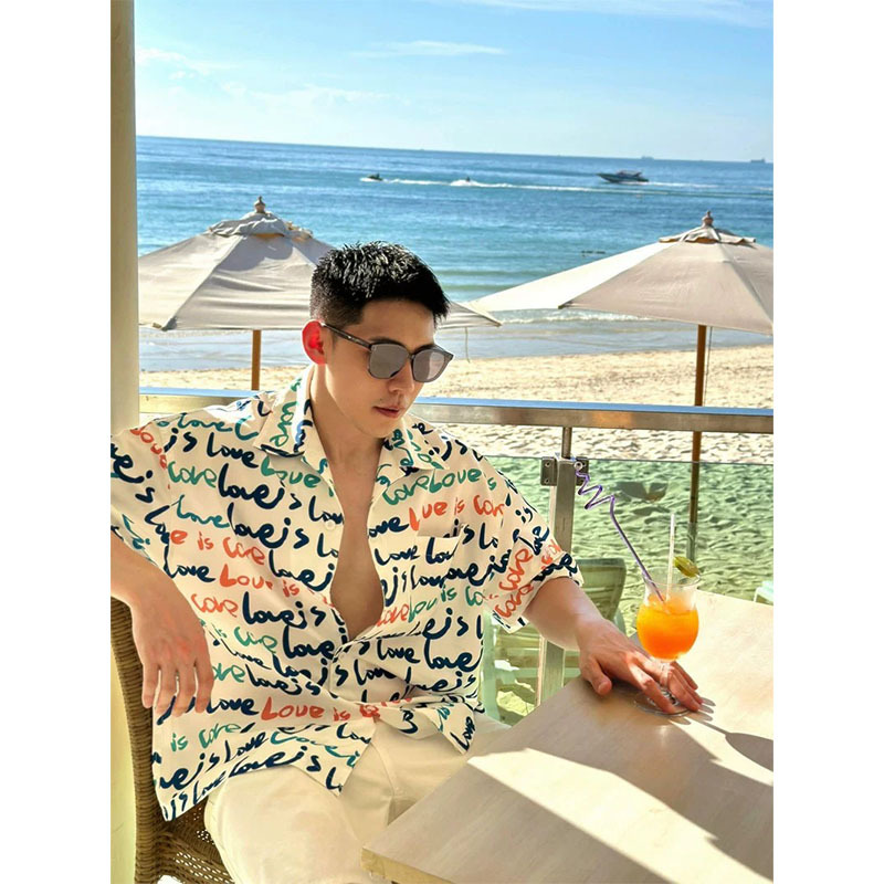 Plus Size 150kg Hawaiian Vacation Shirt Short-Sleeved Men's Summer Thin Ice Silk Sunscreen Half-Sleeved High-End Shirt Plus Size 150kg Hawaiian Vacation Shirt Short-Sleeved Men's Summer Thin Ice Silk Sunscreen Half-Sleeved High-End Shirt