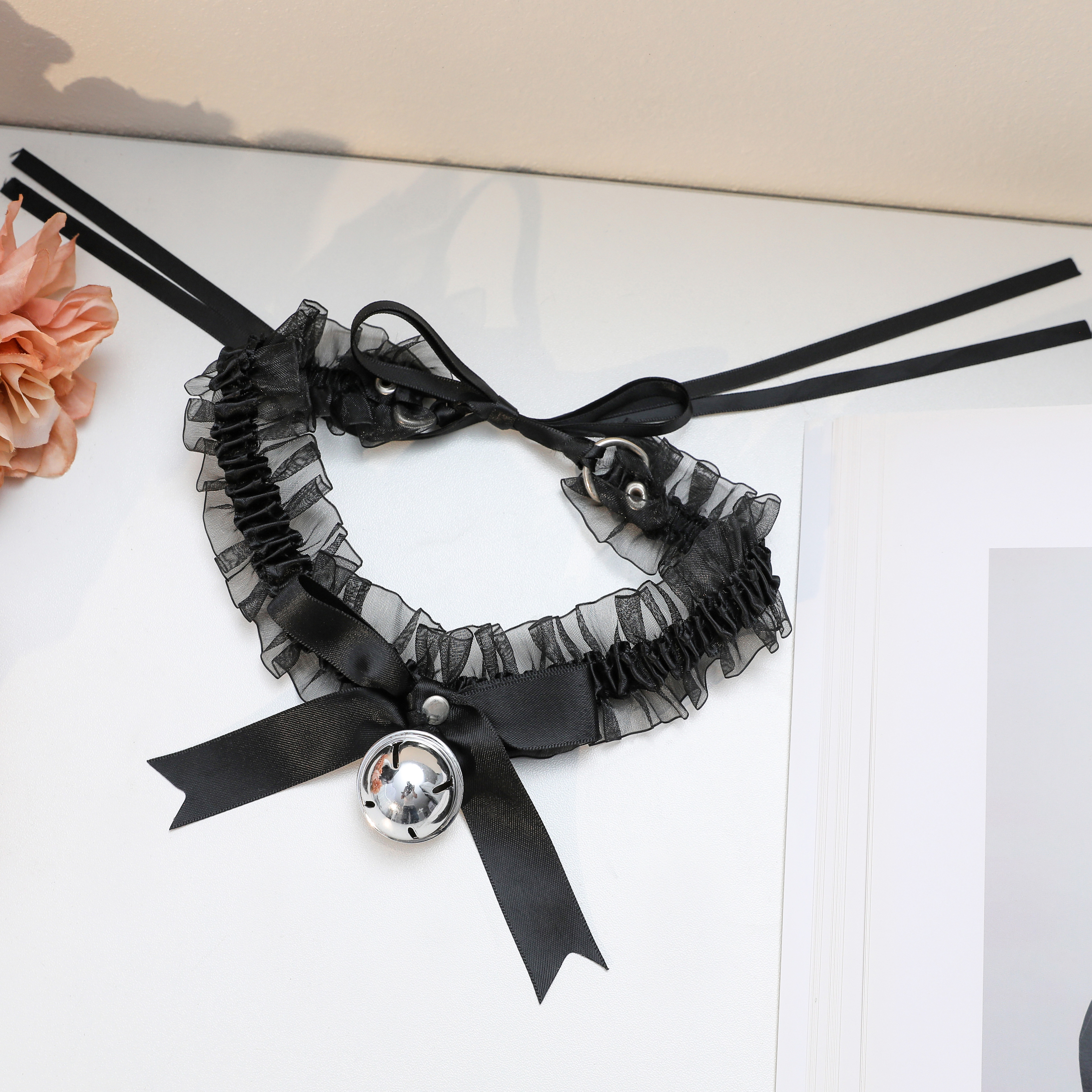 Charming Bell Collar Play Accessory detail 3