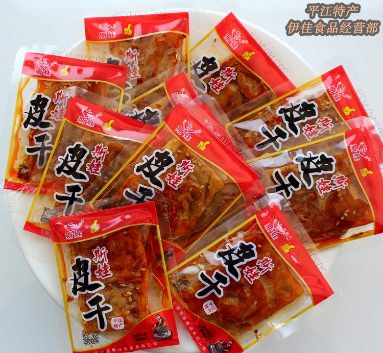 Swa bubble skin dry 500g Pingjiang specialty spicy dried tofu in bulk weighing small package casual snack sauce dry