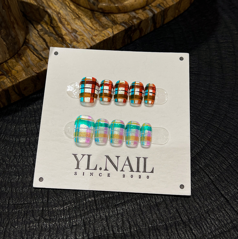【Yl.Nail Dream Back to the 80S】Handmade Nail Tips ins Unique Hand-Painted Checkered Pattern Brightening Ab Nail Art Wearable Nails 【Yl.Nail Dream Back to the 80S】Handmade Nail Tips ins Unique Hand-Painted Checkered Pattern Brightening Ab Nail Art Wearable Nails