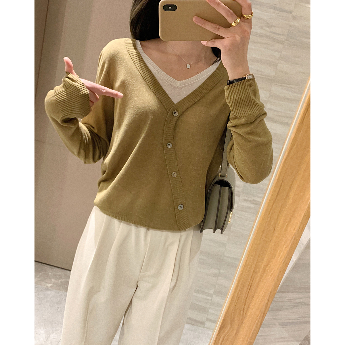 Dading homemade 2021 spring new short linen fake two-piece long-sleeved sweater women's thin V-neck cardigan