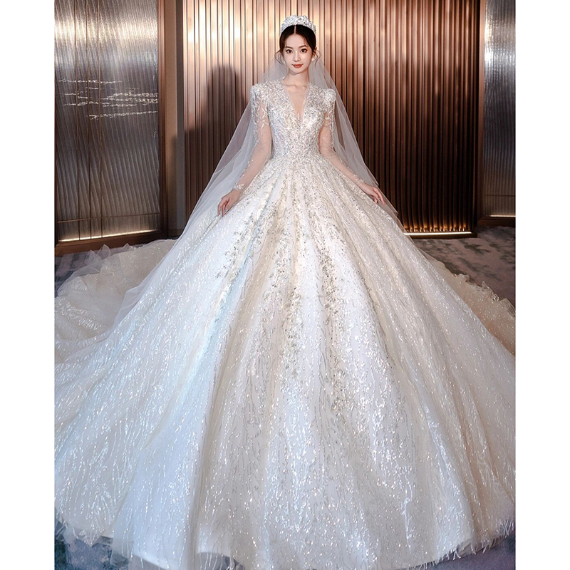 Wedding Dress 2026 New Style Bridal Gown High-End Texture Petite French Long-Sleeve V-Neck Heavy Craftsmanship Plus Size Haute Couture Light Wedding Dress 2026 New Style Bridal Gown High-End Texture Petite French Long-Sleeve V-Neck Heavy Craftsmanship Plus Size Haute Couture Light
