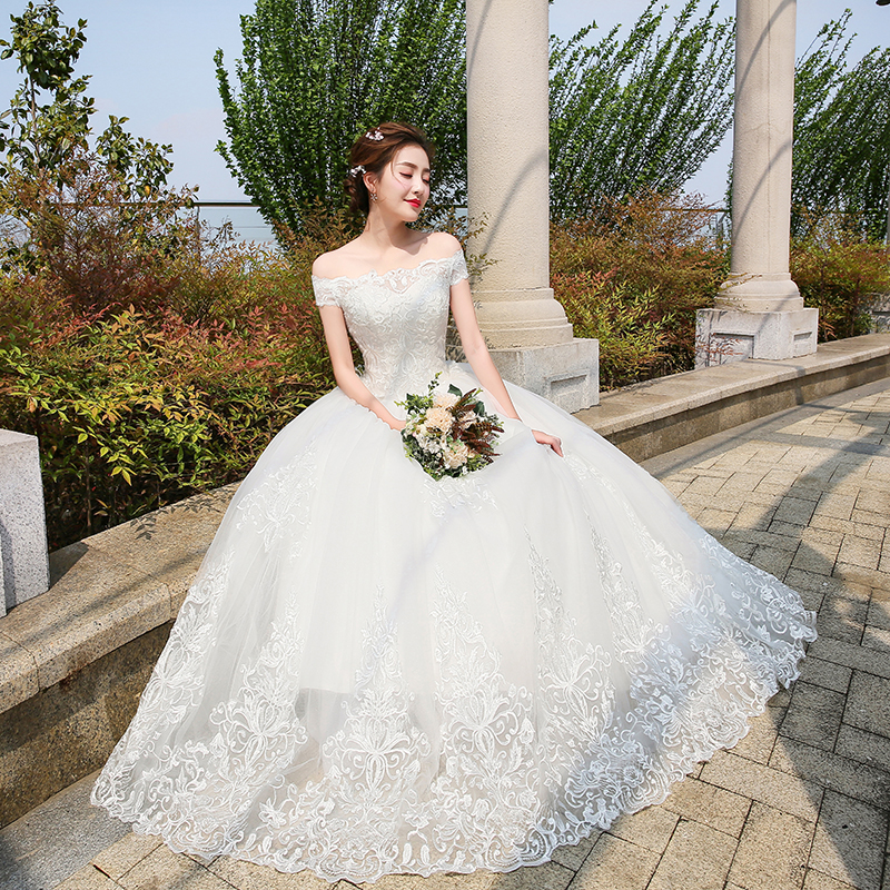 Wedding dress 2021 summer new word shoulder Korean bridal wedding dress Lace slim section thin long version