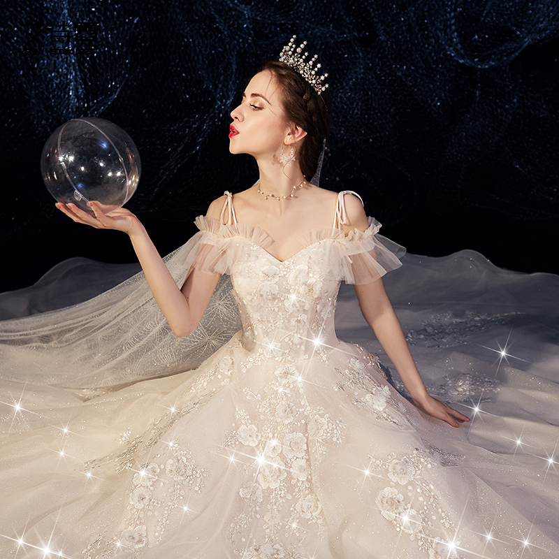 French light wedding dress 202021 new female little man bride trailing tail Forest department super fairy Hepburn thin starry sky dream