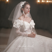 Amber lined with a shoulder main wedding dress 2022 new brides big trailing extravaganza Extravagant Temperament Palace Wind Long Sleeve Staple Yarn