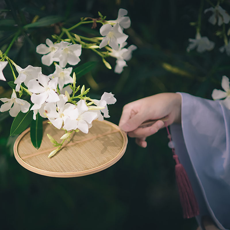 Tuan Fan Catching Monsters Tang Wei same style retro fan Hanfu photography handmade bamboo fan blocking face artifact zootee