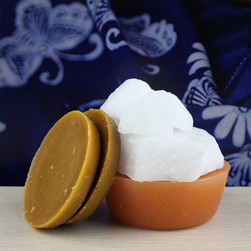 Guizhou Miao Buyi traditional handmade Batik DIY tools and materials Anti-dye agent Beeswax white wax mixed wax