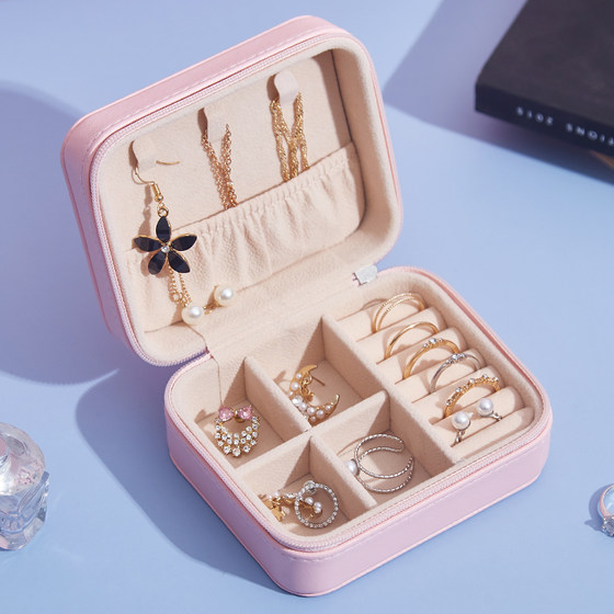 Portable jewelry box princess European style Korean mini simple small hand jewelry earrings ear studs ear jewelry storage box