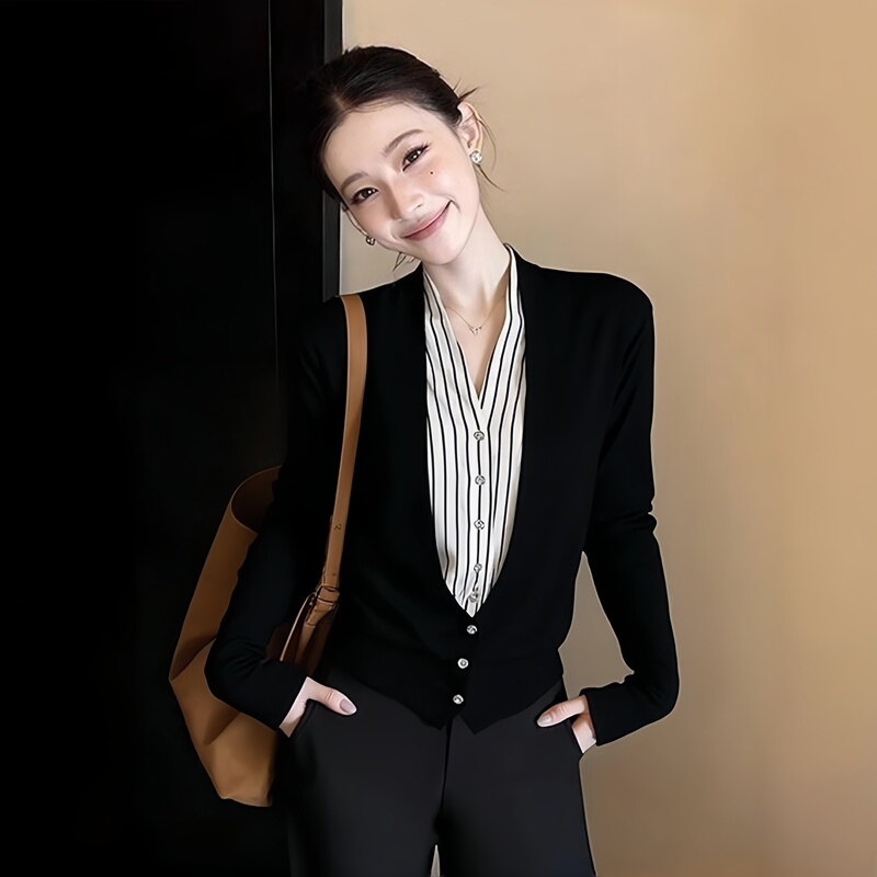 Elegant Commuter-Style Chic Design Knitted Cardigan for Women, 2026 Spring and Autumn, Fake Two-Piece Thin V-Neck Striped Shirt Elegant Commuter-Style Chic Design Knitted Cardigan for Women, 2026 Spring and Autumn, Fake Two-Piece Thin V-Neck Striped Shirt