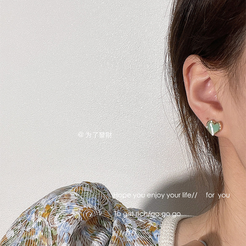 To GetRich Korea Loving Ear Pins in the Wind Small Ears Femininity Brief About 100 Hitch Fashion Small Earrings