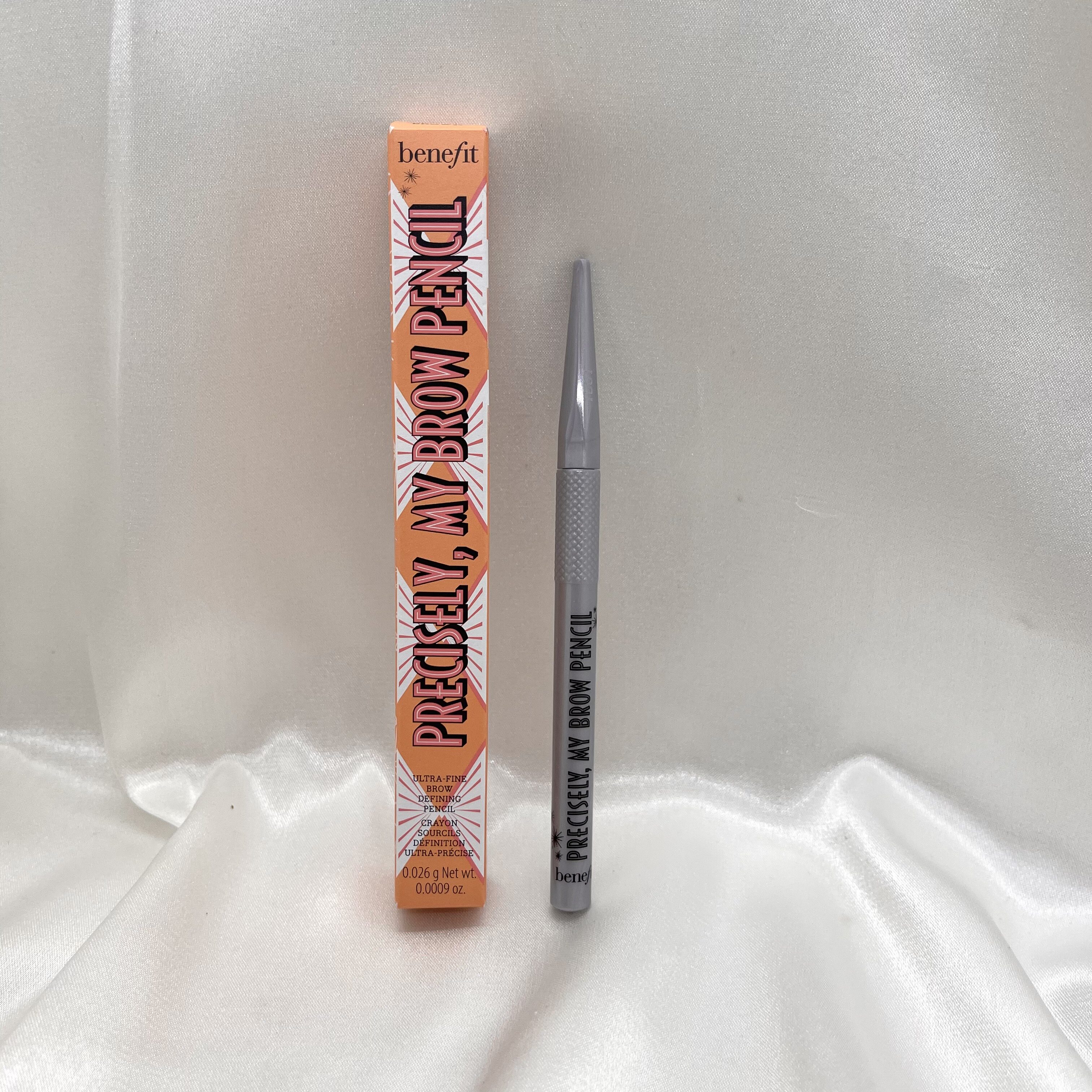 Concubine Bei Ling's Finely Carved Roots and Roots Automatic Eyebrow Pencil No. 3# Color 0 026g Light Brown
