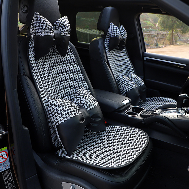 Gig car cushion Four Seasons universal ins net red goddess Summer monolithic back row Brief about three sets of seat cushions