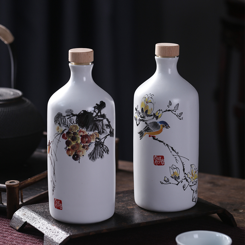 Jingdezhen ceramic bottle wine jar a kilo with ink and decoration of Chinese style hip flask sealed bottles household liquor bottles
