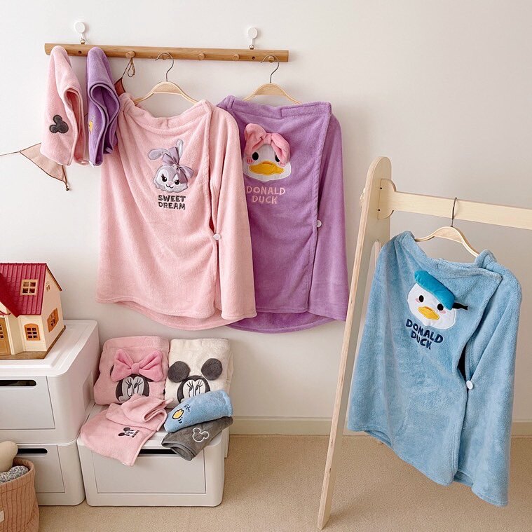 Water absorption cartoon portable children's beach bathrobe adjustable wrapped chest with dry hair cap