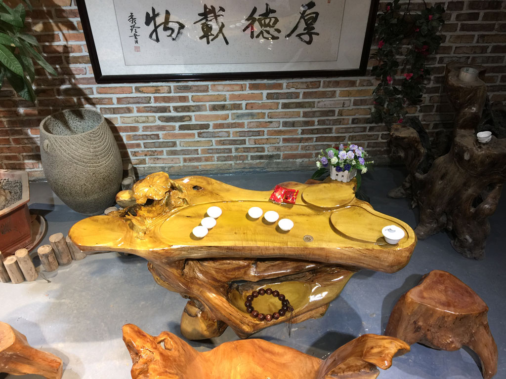 Jinsi Nanmu toàn bộ rễ khắc bàn cà phê cây rễ bàn trà đặc biệt bàn trà gỗ hồng mộc tại chỗ gỗ gụ bàn trà - Các món ăn khao khát gốc mẫu bàn ghế gốc cây đẹp