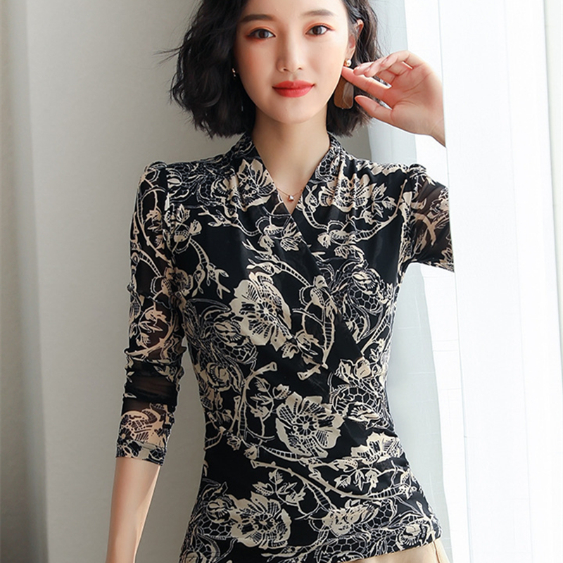 Spring new women's Latin dance top print V-neck modern dance long sleeve mesh show thin dancing square dance costume