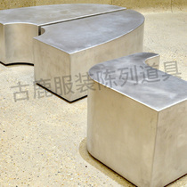 Clothing store running water table table display decorative shoes bag Zhongdao frame high and low simple high-grade stainless steel display table