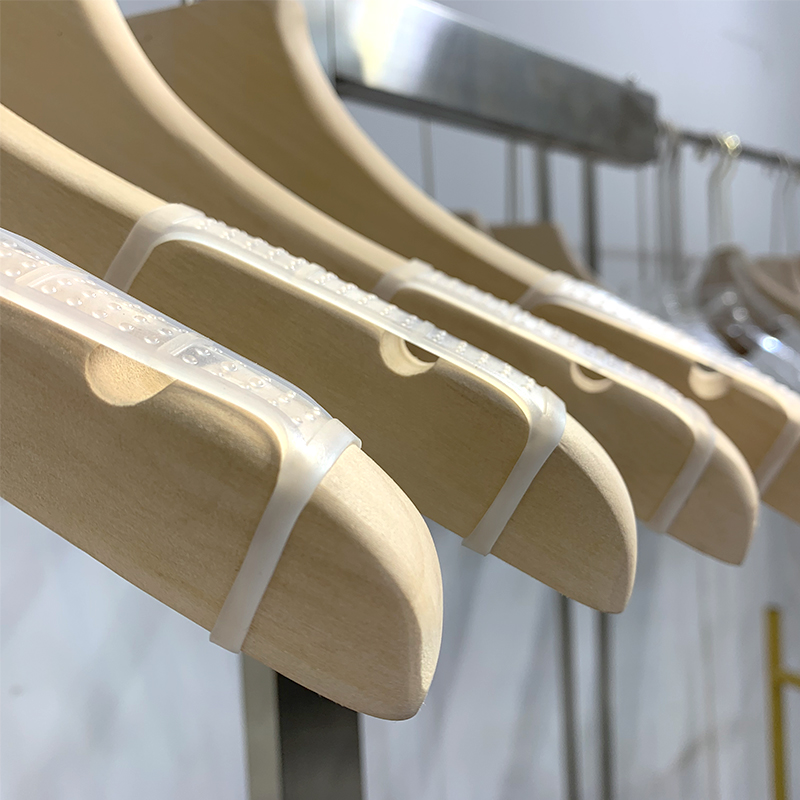 Clothes hanger anti-skid sleeve silicone seamless transparent anti-falling anti-deformation high-grade wooden clothes hanger set props clothes anti-skid pad