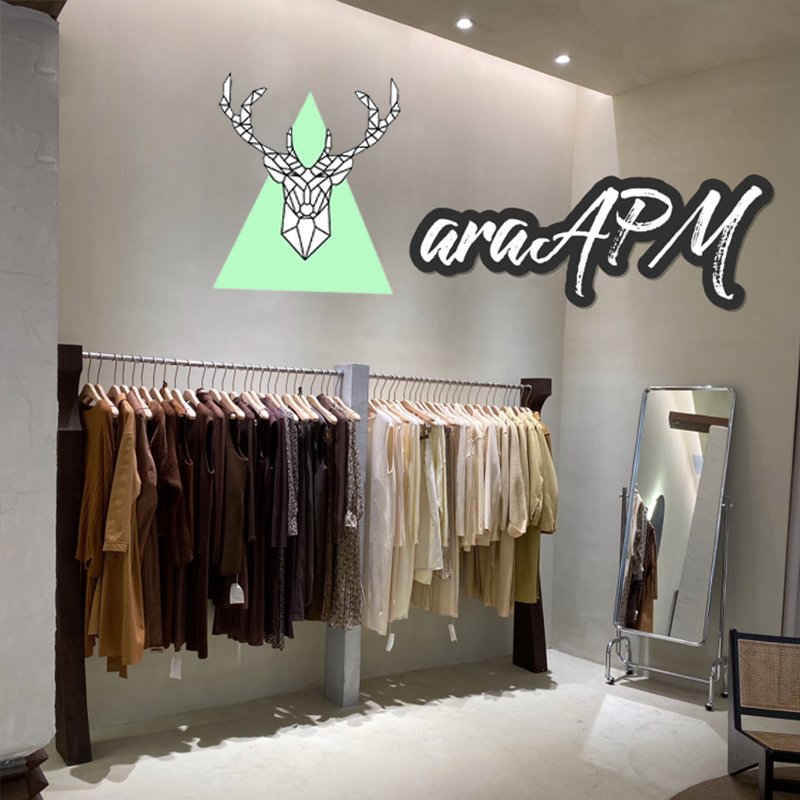 Clothing store display stand floor-to-ceiling net red Nakajima display is hanging women's clothing store INS wind Korea APM stone shelf