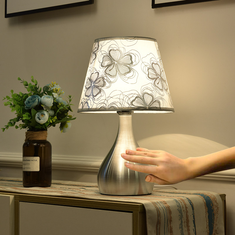 Bed Headlights Bedroom Romantic Cozy Brief Modern Creative Home Touch Induction Trim Adjustable Light Remote Control Table Lamp
