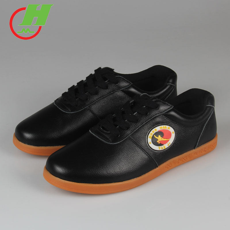 Red cotton Tai Chi shoes thickened cowhide tendon bottom autumn and winter women's martial arts practice shoes Tai Chi Kung Fu shoes soft bottom sports shoes