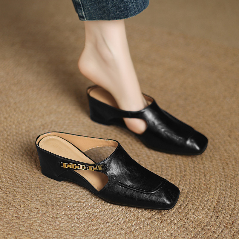 Mordeluxe Italian Light Luxury Style Color-Blocked Square-Toe Wedge Mules for Women, Available in Three Colors, Suitable for Outdoor Wear, Slip-On Shoes Mordeluxe Italian Light Luxury Style Color-Blocked Square-Toe Wedge Mules for Women, Available in Three Colors, Suitable for Outdoor Wear, Slip-On Shoes