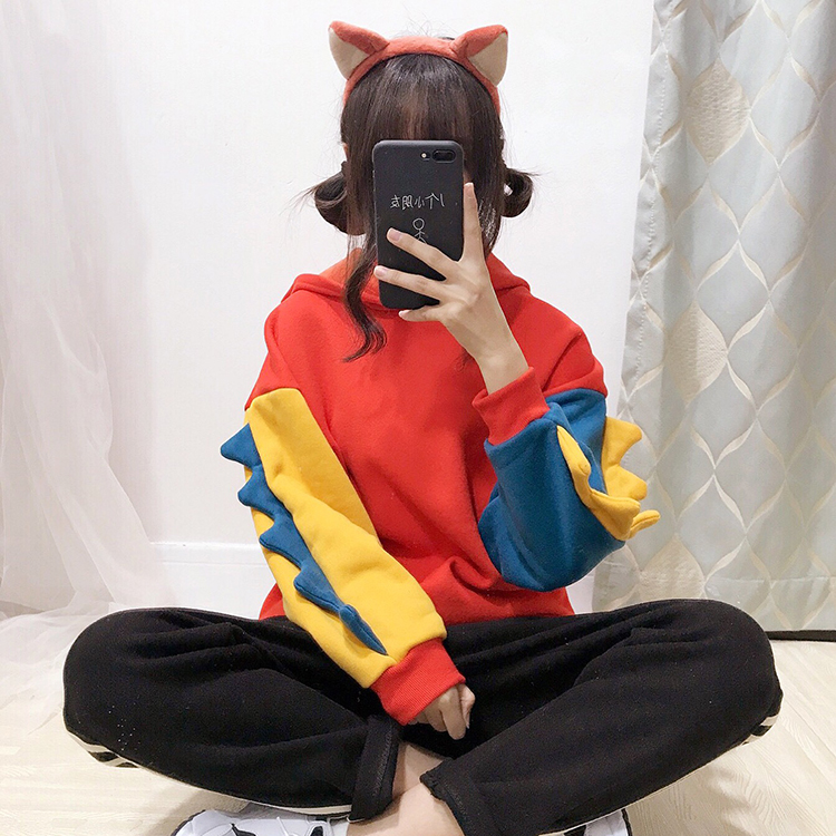 Đây là một con khủng long ~ mùa thu và mùa đông cộng với nhung lỏng màu phù hợp với áo len stereo góc gõ dễ thương mềm dễ thương áo trùm đầu ~ măng tô nữ