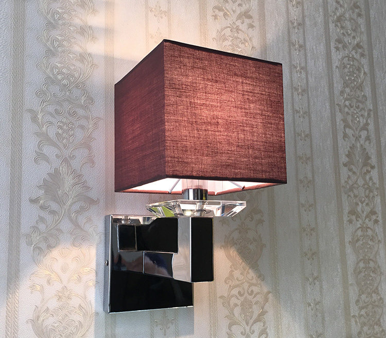 Modern minimalist single head wall lamp Bedroom bedside crystal wall lamp Model room background wall lamp Designer lamp