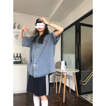 Dongri is a curly ancient baseball denim shirt female design niche 2021 new spring short-sleeved shirt