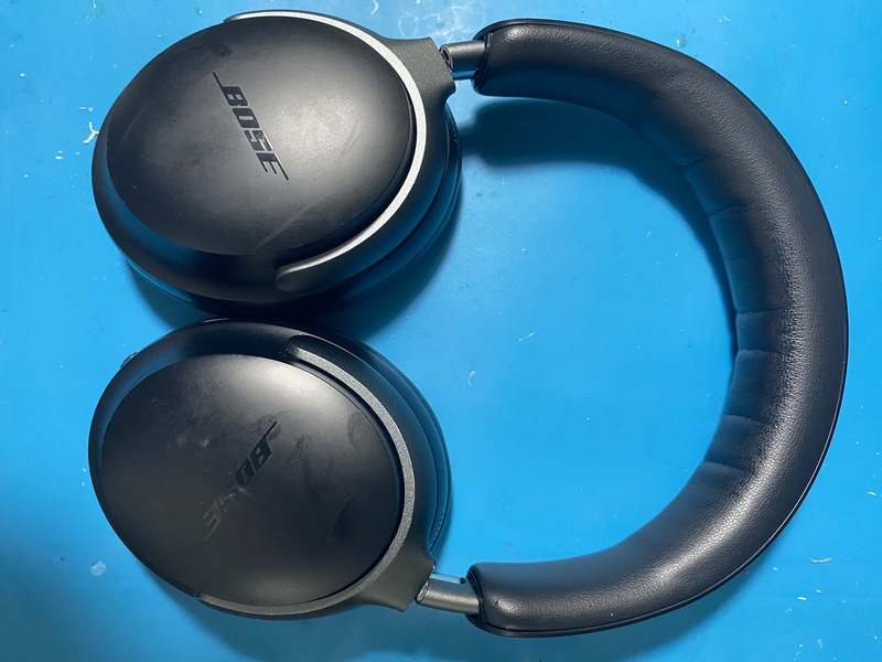 Bose Qc Ultra Headphone Repair, Issues Such as Broken Hinges, Noise, No Sound, and Not Turning on Are Repaired
