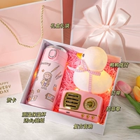 Розовый стакан, измерение температуры