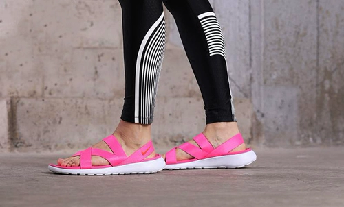 Spike Nike Roshe One Sandal Women's Sports Beach Permanent Land 830584-681 Z