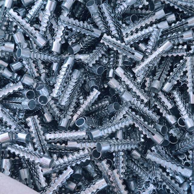 Metal iron expansion tube instead of plastic glue