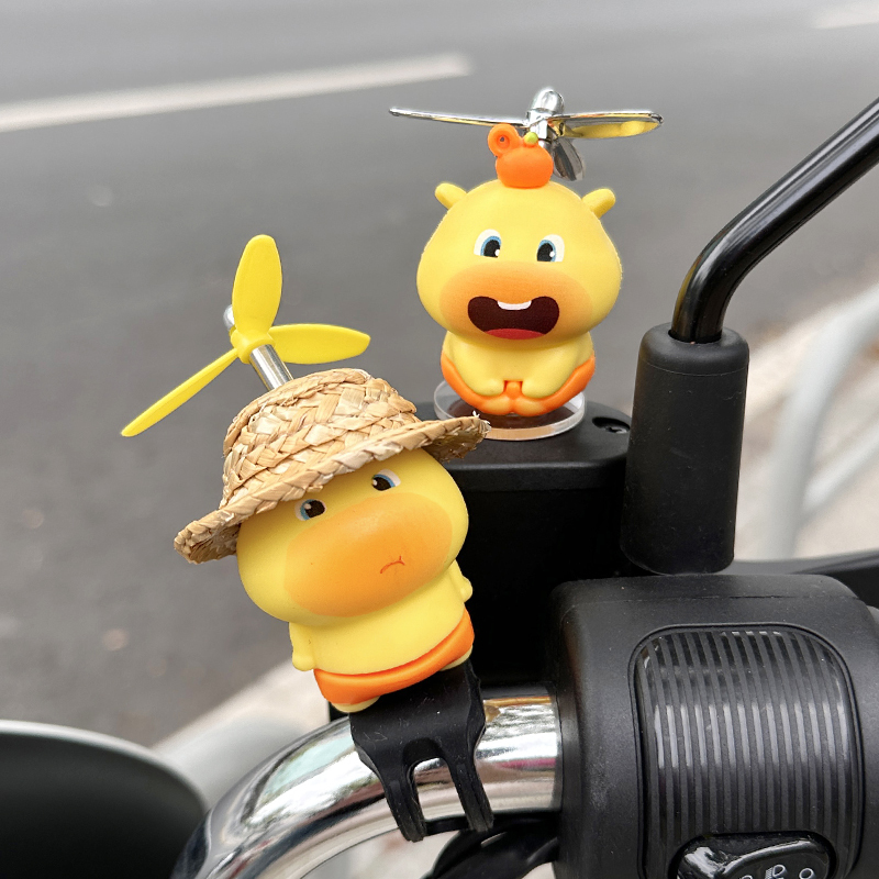 Cute Lulu Car Ornaments, Electric Vehicle Small Windmill Helmet Ornaments, Road Bicycle Battery Decorations and Accessories Cute Lulu Car Ornaments, Electric Vehicle Small Windmill Helmet Ornaments, Road Bicycle Battery Decorations and Accessories