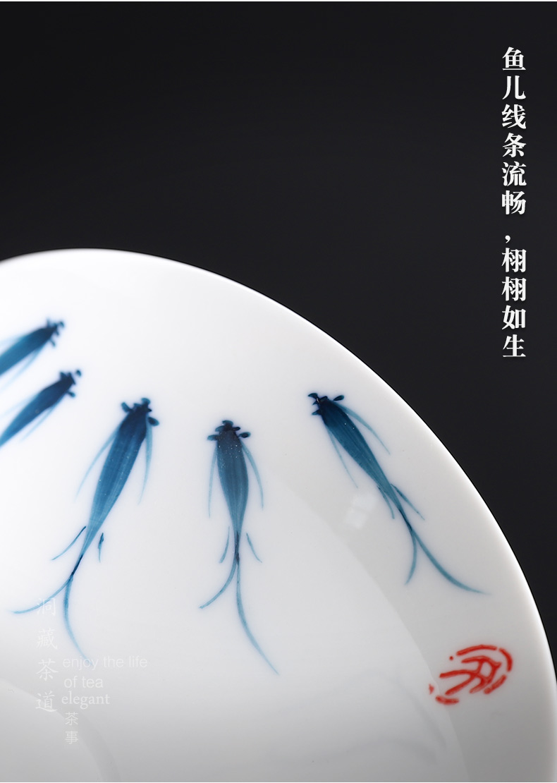 Hole to hide them thin body building small hand - made ceramic cups of blue and white porcelain lotus perfectly playable cup large pure hand - made