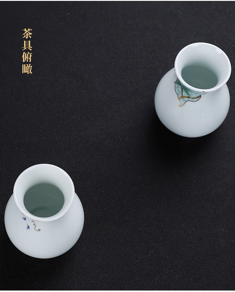 In building shadow oolong tea way 6 gentleman white porcelain tea sets accessories bamboo ChaGa tea spoon, ceramic tea tin