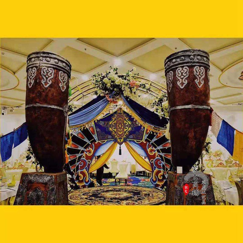 Mongolian wedding props sculpture horn horn horn alliance pair cup snuff bottle wheel ornaments